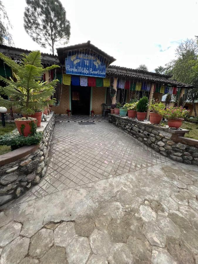 Bardiya Bardia Wildlife Resort מראה חיצוני תמונה