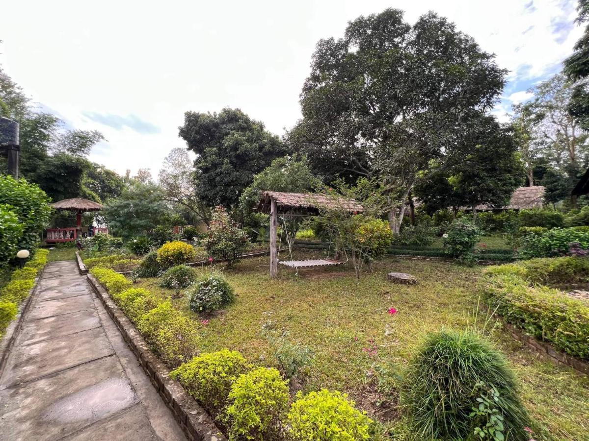 Bardiya Bardia Wildlife Resort מראה חיצוני תמונה