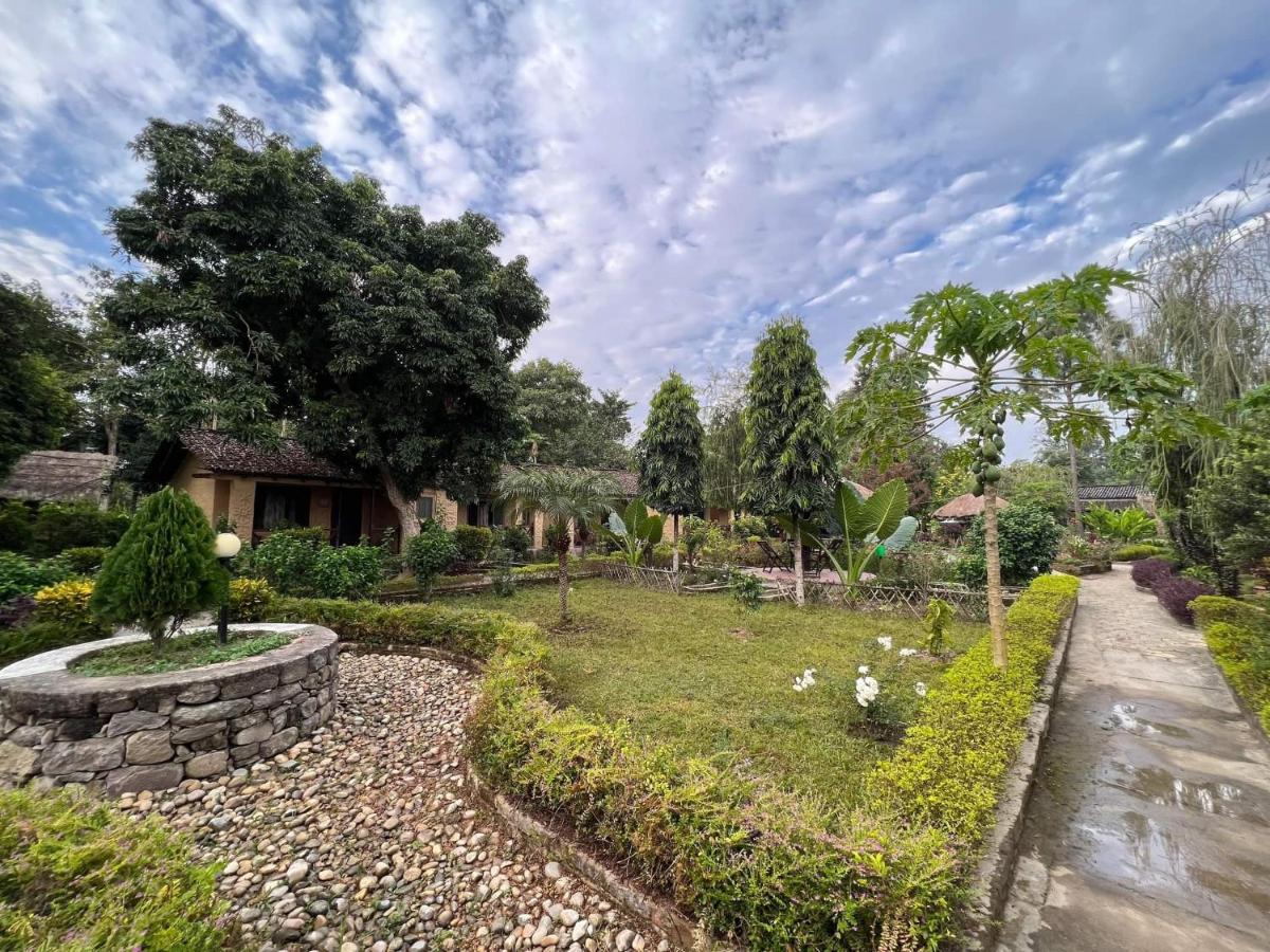 Bardiya Bardia Wildlife Resort מראה חיצוני תמונה