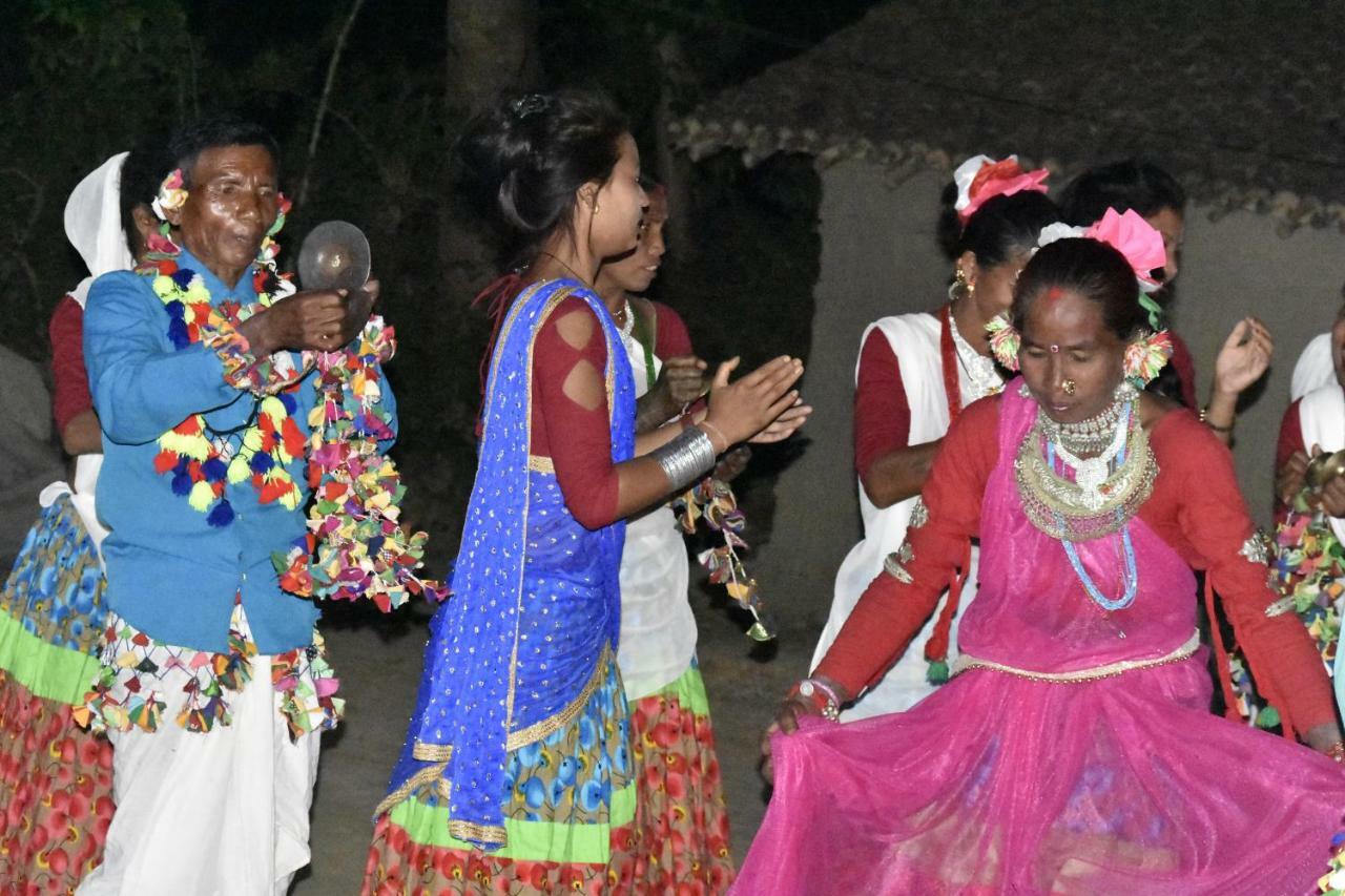 Bardiya Bardia Wildlife Resort מראה חיצוני תמונה